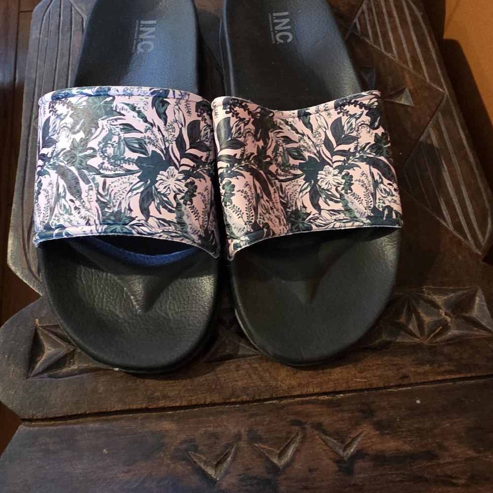 INC International Concepts Pink Floral Slide Sandals